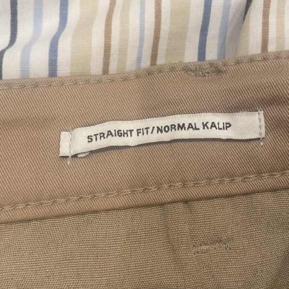 Soft beige pants rarely used bought from Turkey during a trip a bit small - Picture 4 of 6